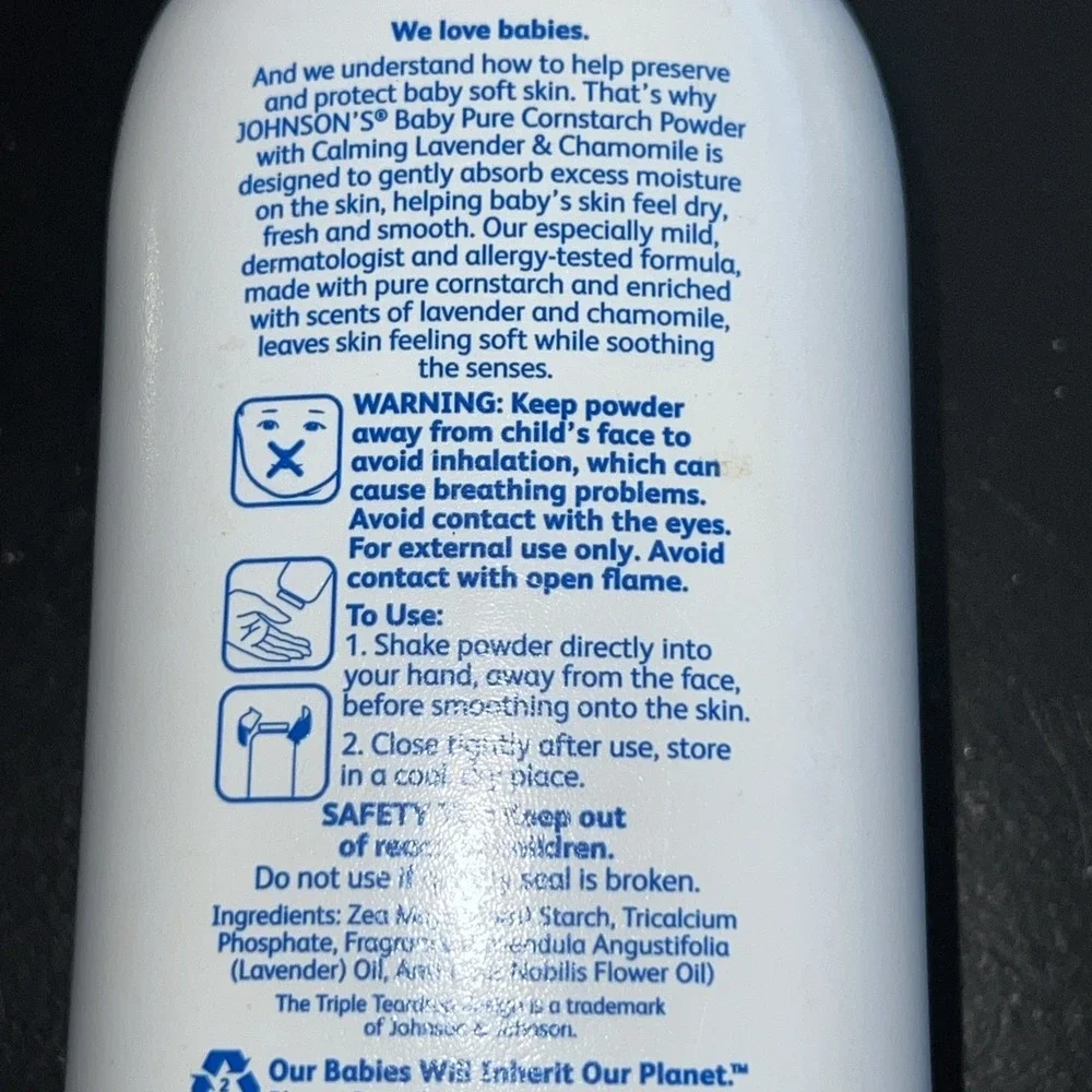 Johnson's Baby Powder Calming Lavender Chamomile‎ Pure Cornstarch 15 Oz 2010 EUC